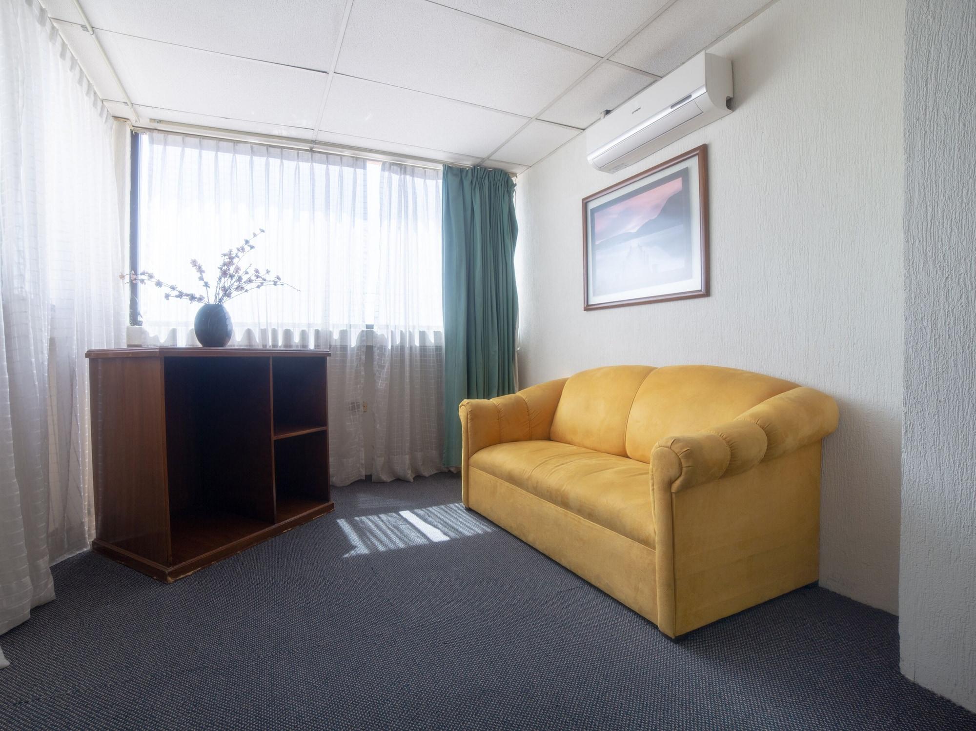 Capital O Hotel Casa Real Celaya Celaya  Dış mekan fotoğraf