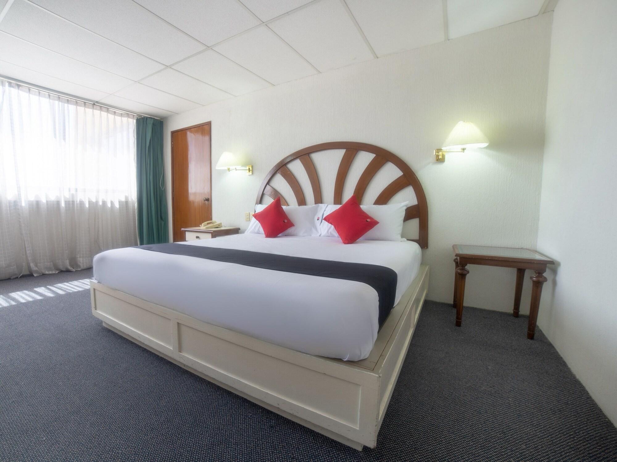 Capital O Hotel Casa Real Celaya Celaya  Dış mekan fotoğraf