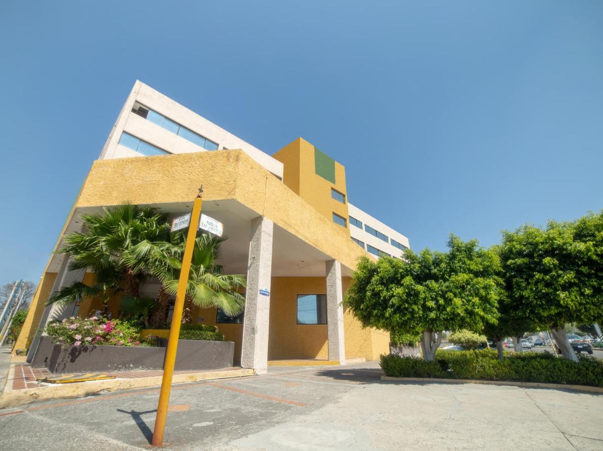 Capital O Hotel Casa Real Celaya Celaya  Dış mekan fotoğraf